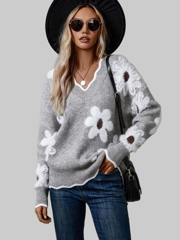 THEA | CLASSIC KNIT WITH FLOWERS AND V-NECK