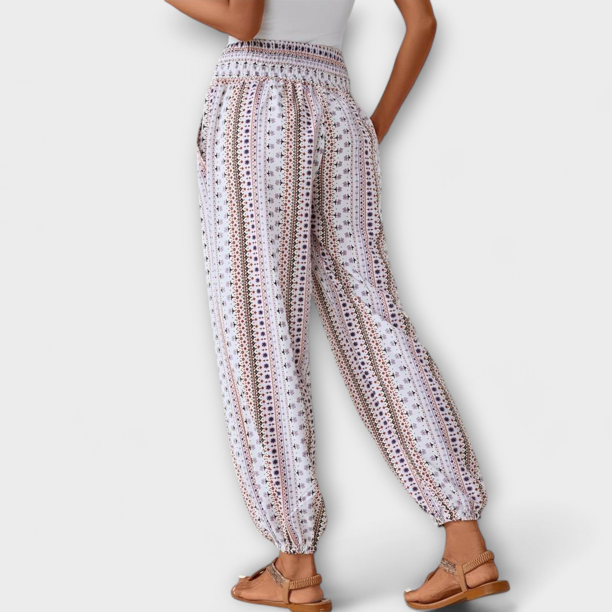 Folklore Pattern Pants