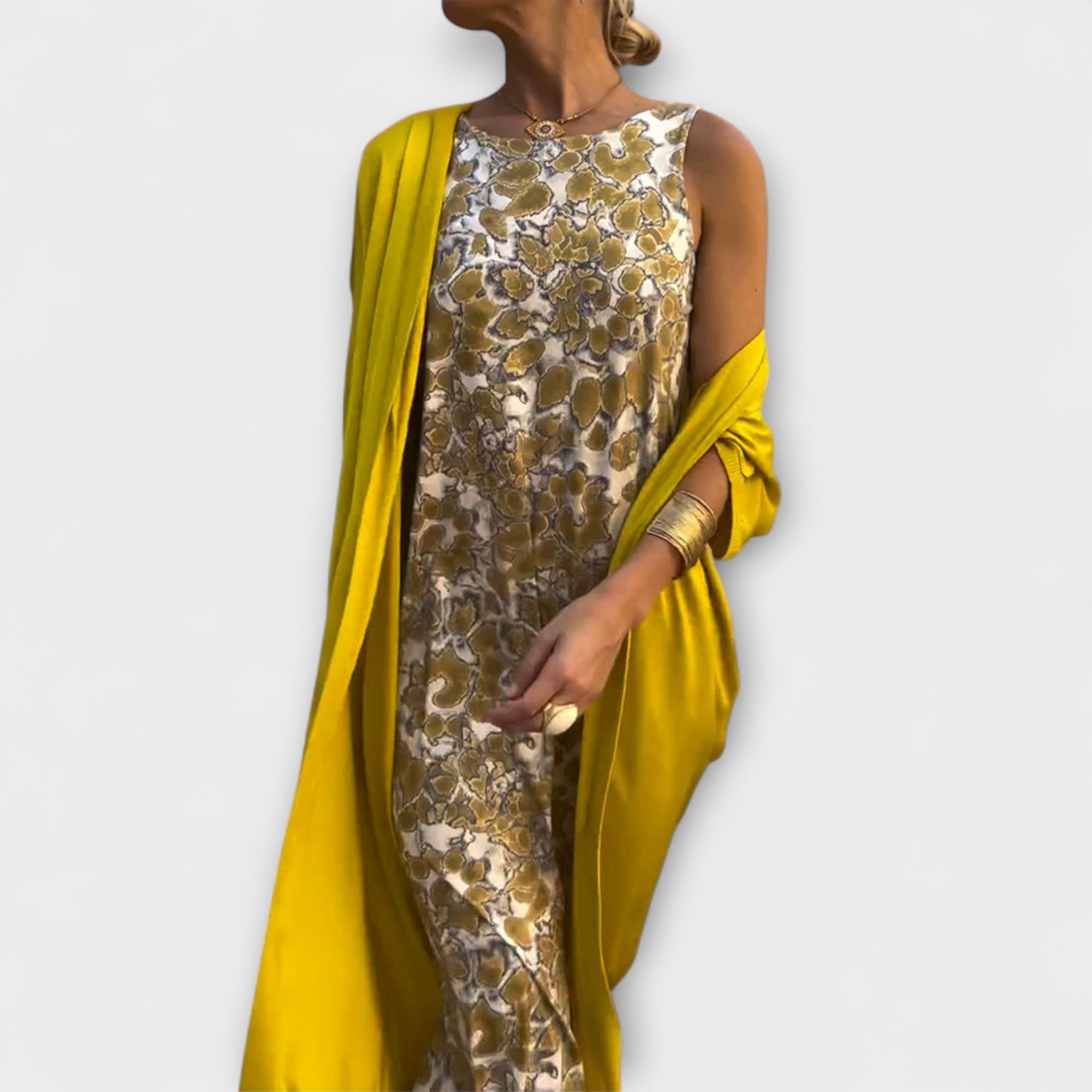 Viviana - An elegant two-piece set