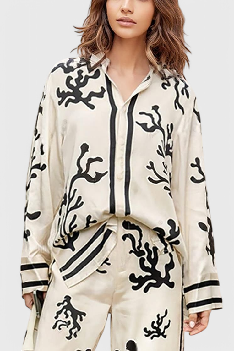 Nazaret Set with Wide Leg Pants and Artistic Print