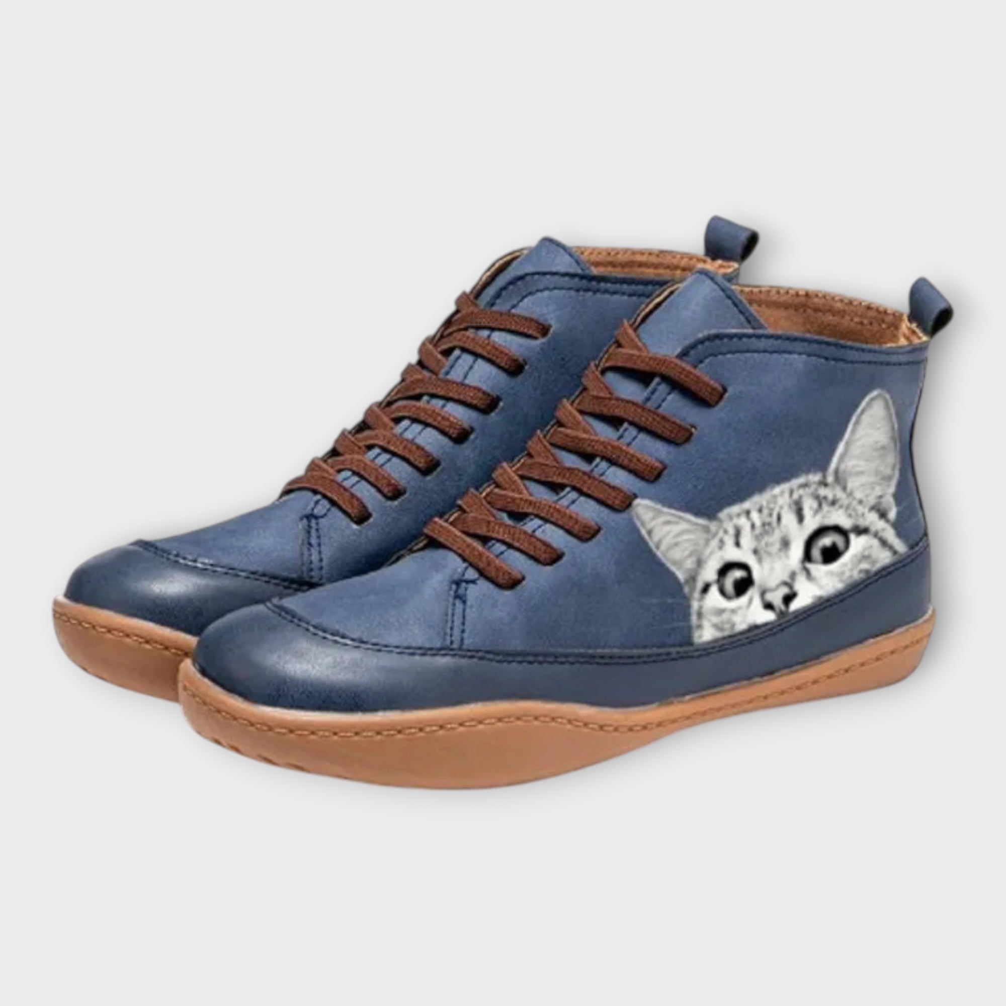 Stylish Sneakers with Distinctive Design