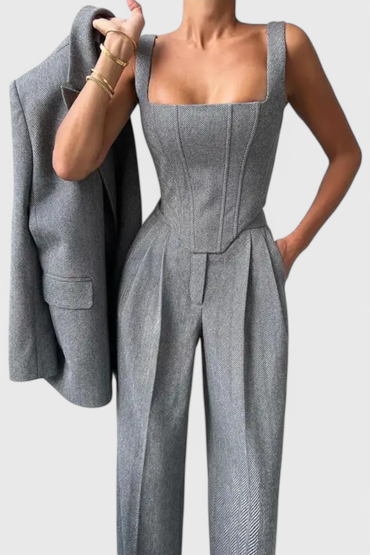 Evena Pantsuit for Confident Elegance