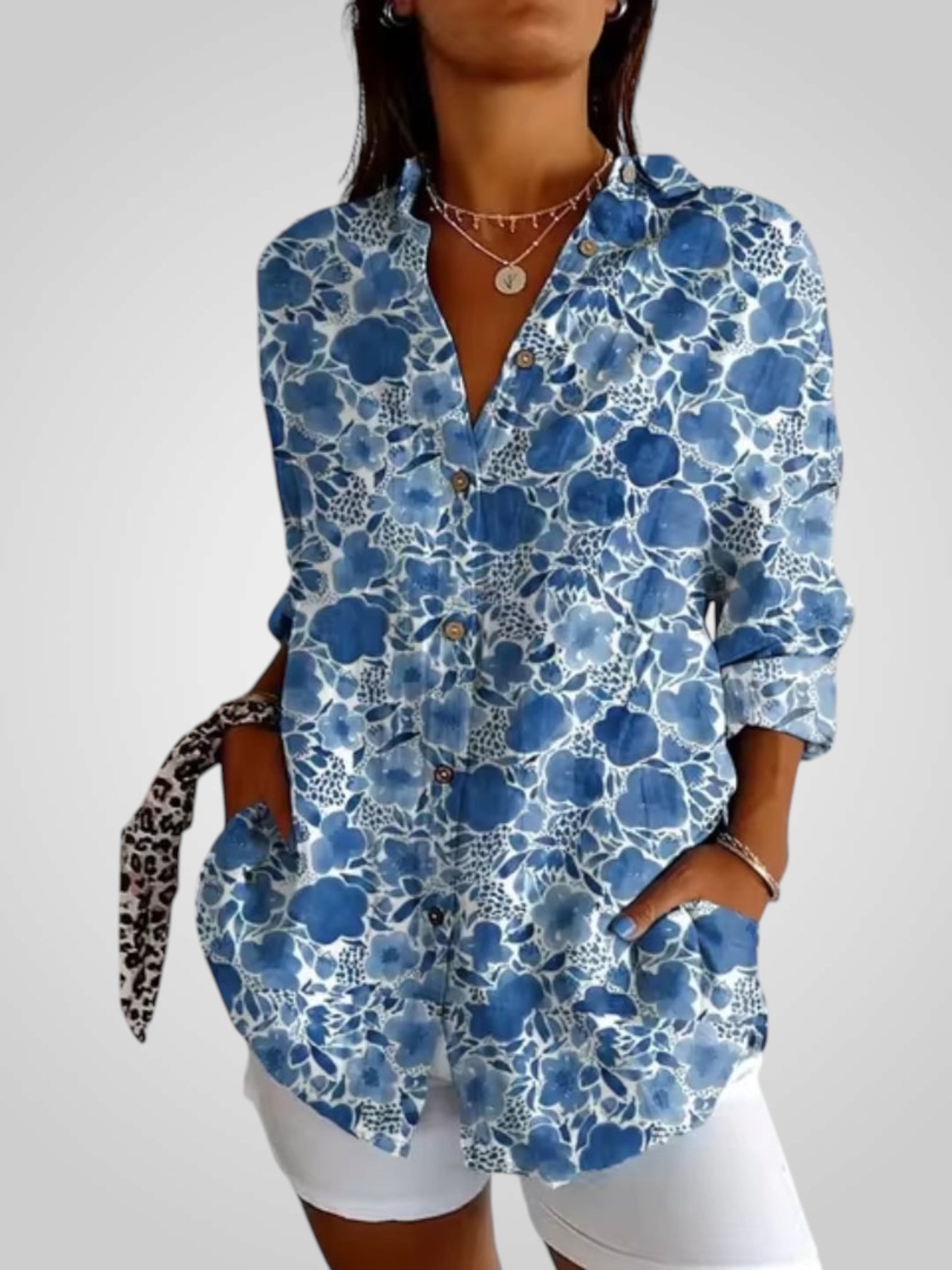 Floria | Blouse with Flowers