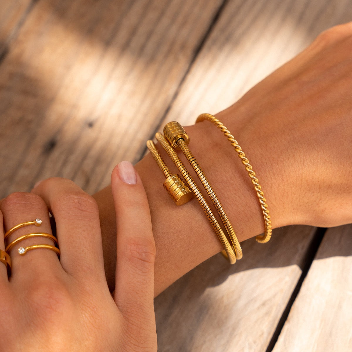 Twister Gold Bracelet