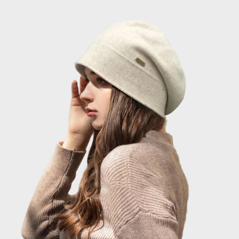 Suz - Soft cashmere blend beanie in a relaxed fit