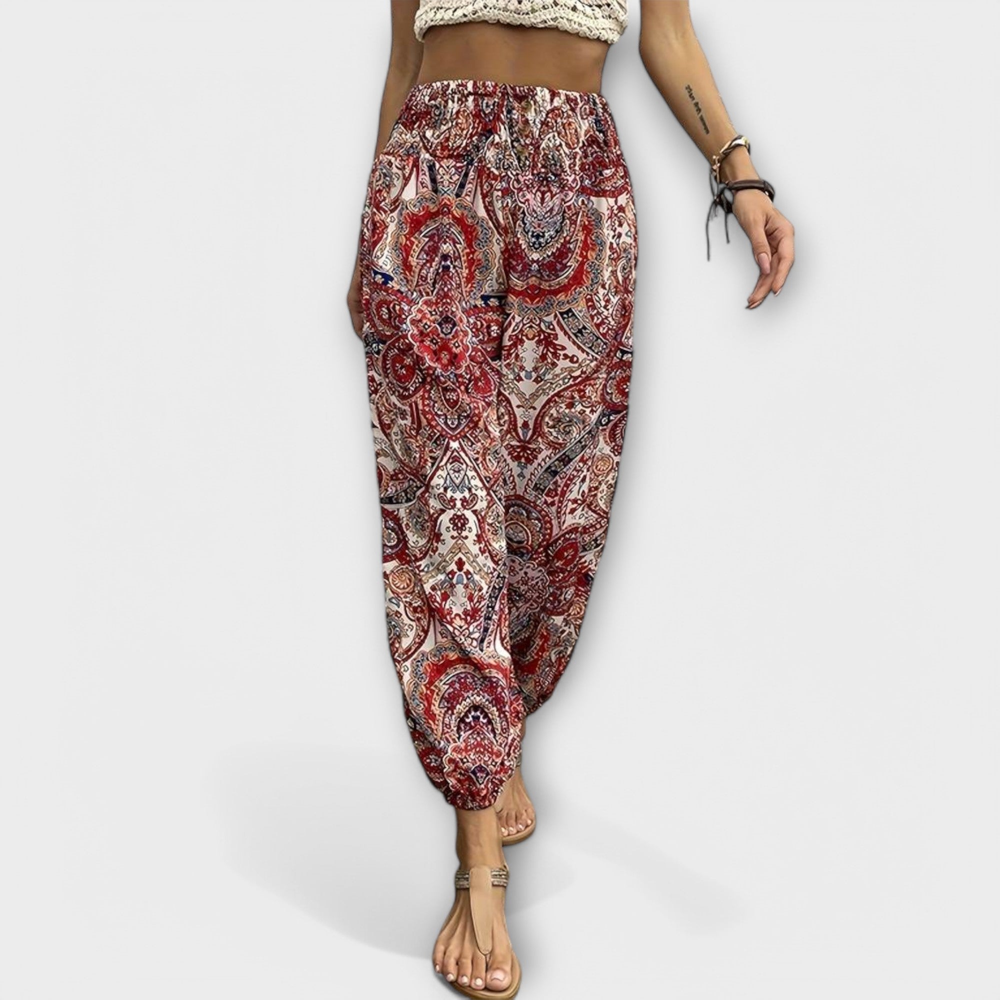 Scarlett - Trousers with ethnographic pattern