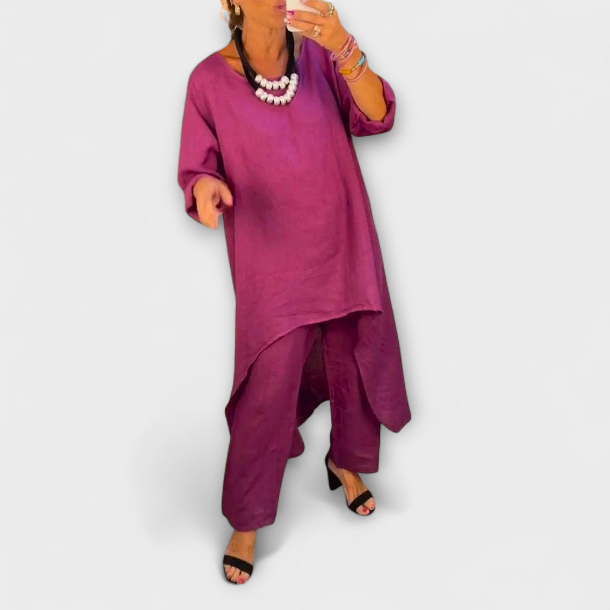 Tabea - Linen dress with round neckline