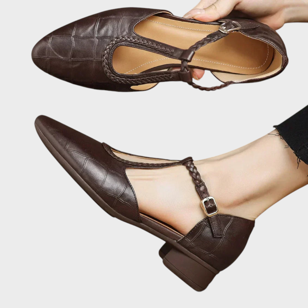 Suzie | Everyday Sandals with Strap