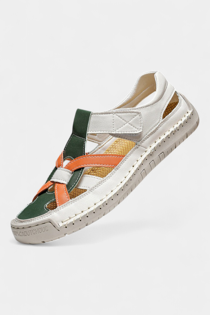 Kaia ergonomic sandals made of synthetic leather with side cutouts