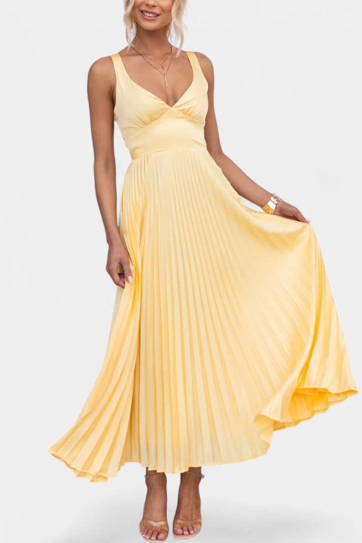 Arlena - Pleated dress with straps and crisscross back
