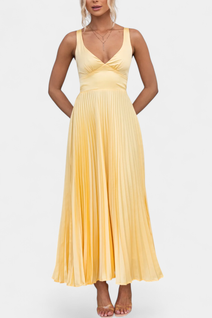 Arlena - Pleated dress with straps and crisscross back