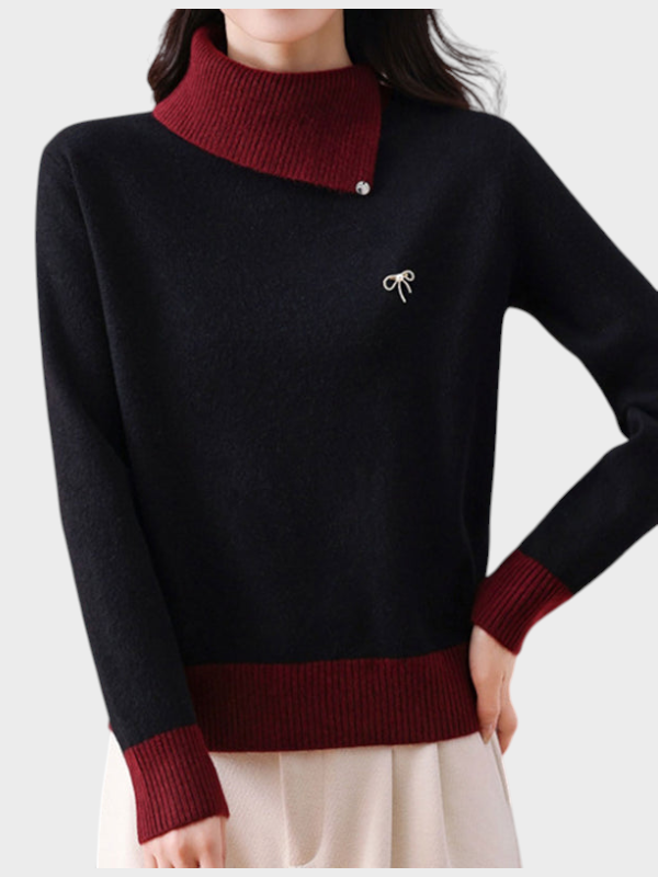 Solvej | Classic Knitted Sweater with High Neck and Contrast Panel