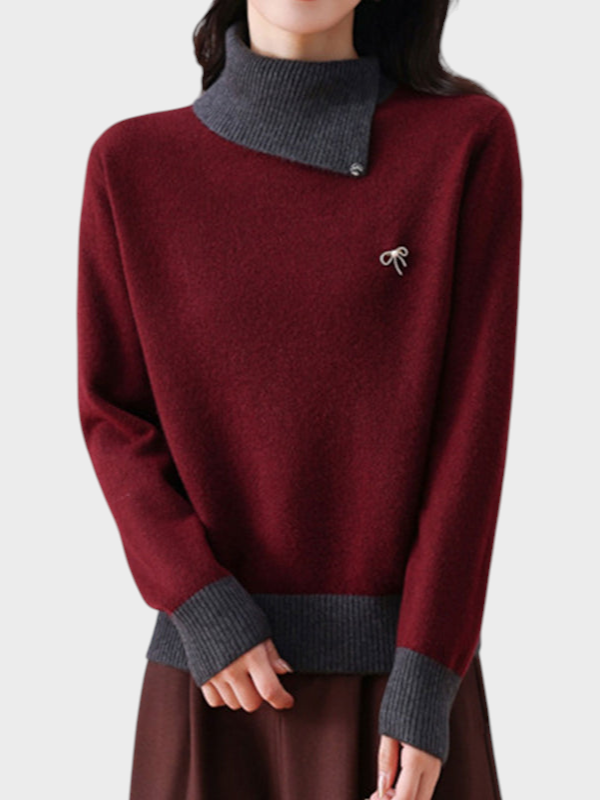 Solvej | Classic Knitted Sweater with High Neck and Contrast Panel