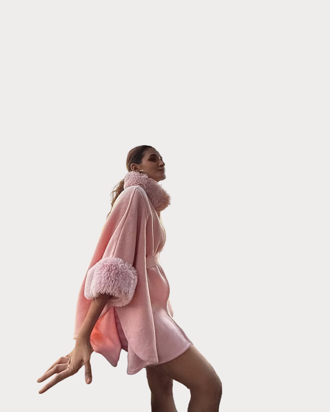 Leilany | Luxury Winter Capes with Fur Details in Pink
