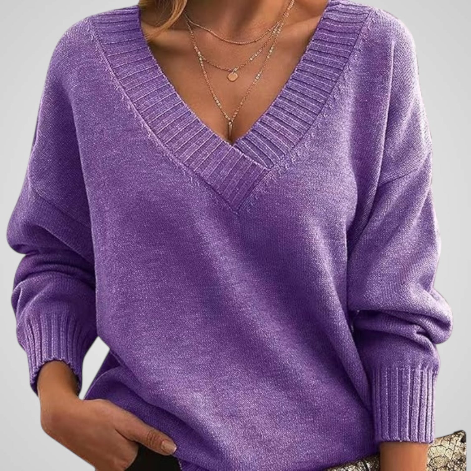 Annie | Chic V-Neck Cashmere Sweater