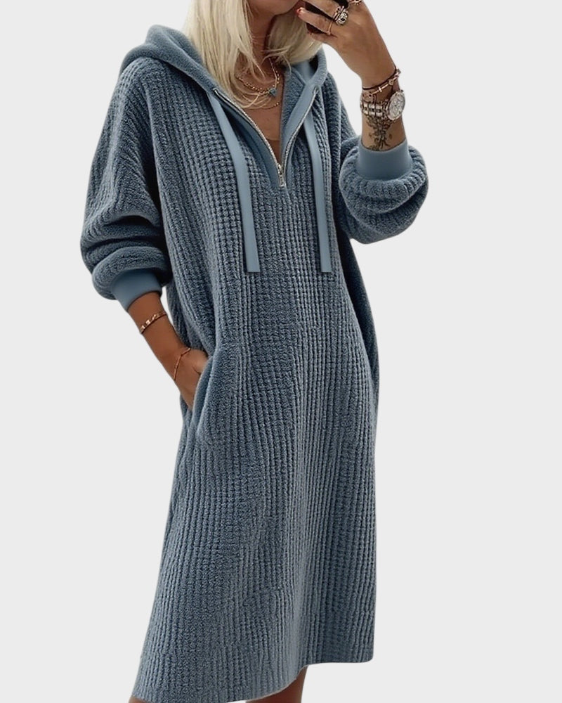 Casual knitted sweatshirt dress with hood and honeycomb pattern