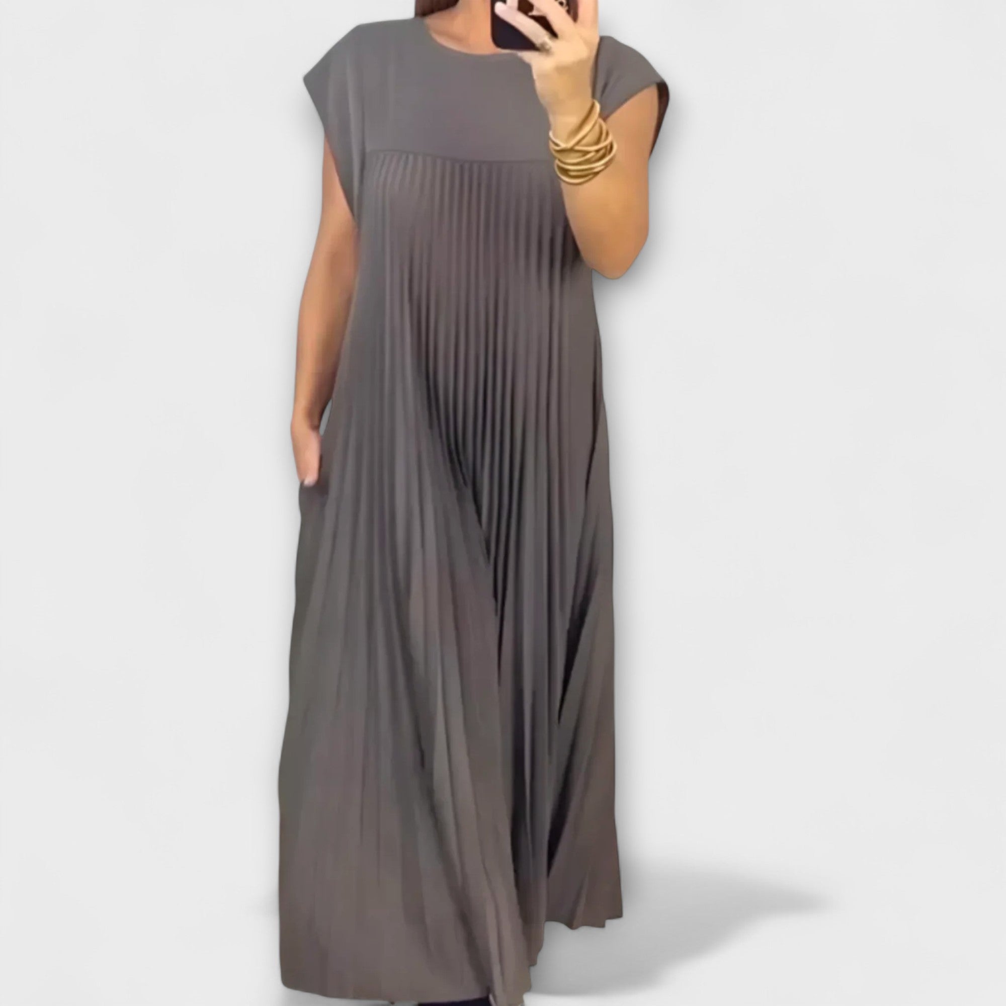 Zailer - Elegant Pleated Dress