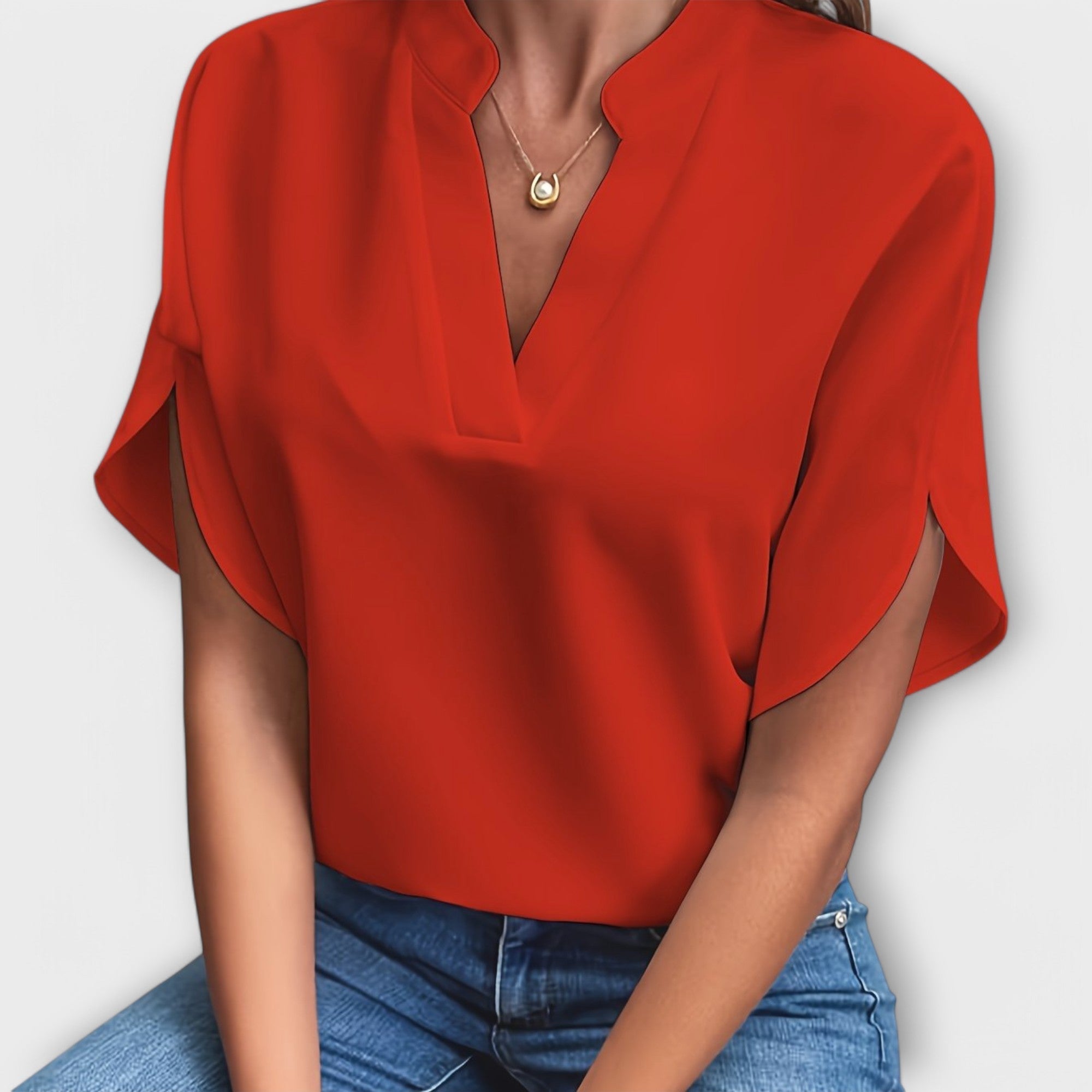 Vivi - Elegant and Lightweight Blouse for Women