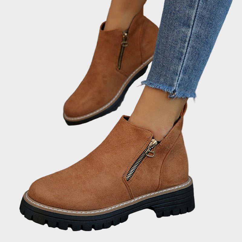 Thalyanna | Orthopedic Boots